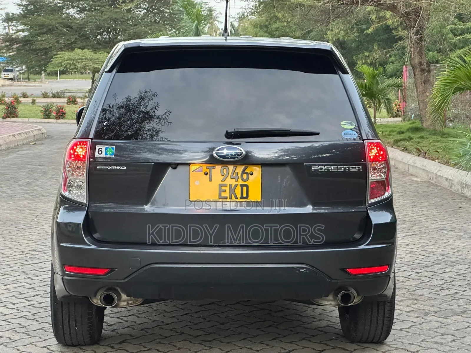 Subaru Forester 2012 Black