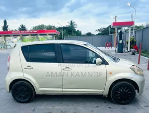 Toyota Passo 2006 Silver