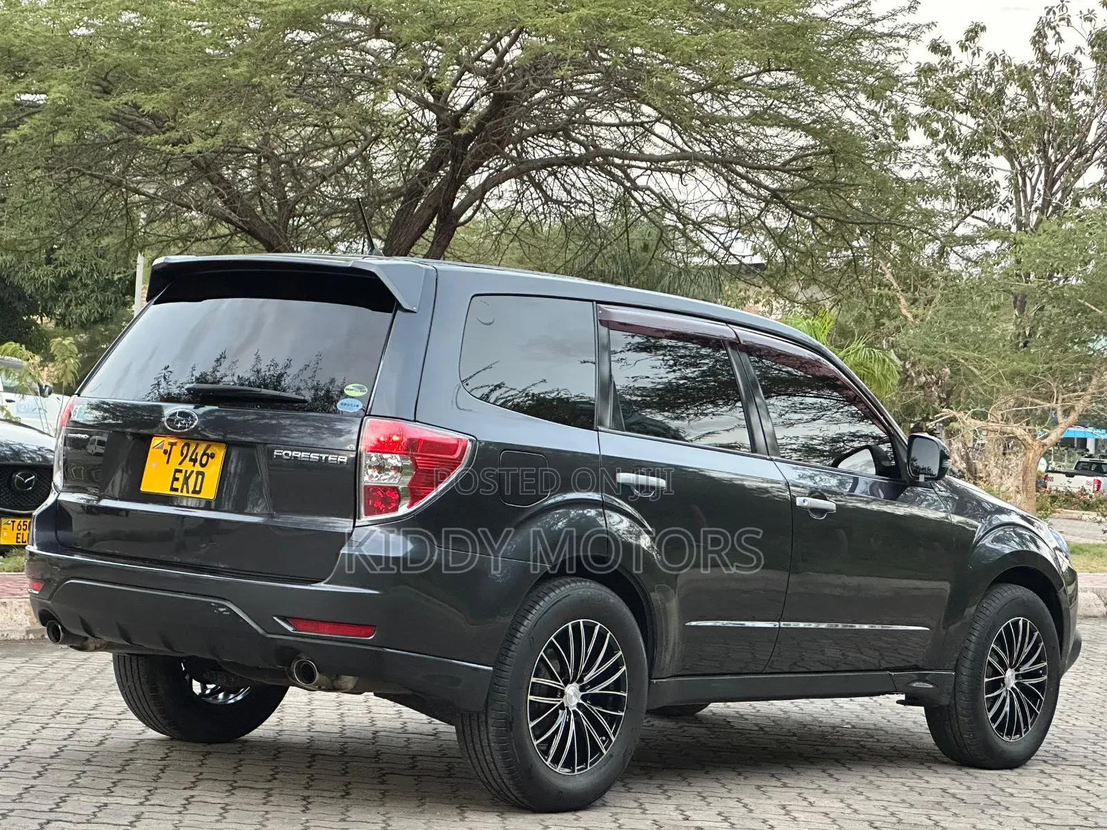 Subaru Forester 2012 Black