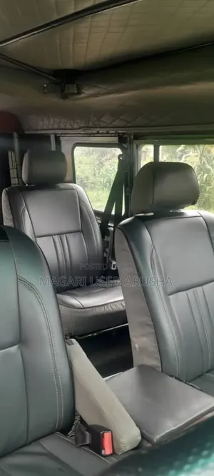 Land Rover Defender 1998 Blue