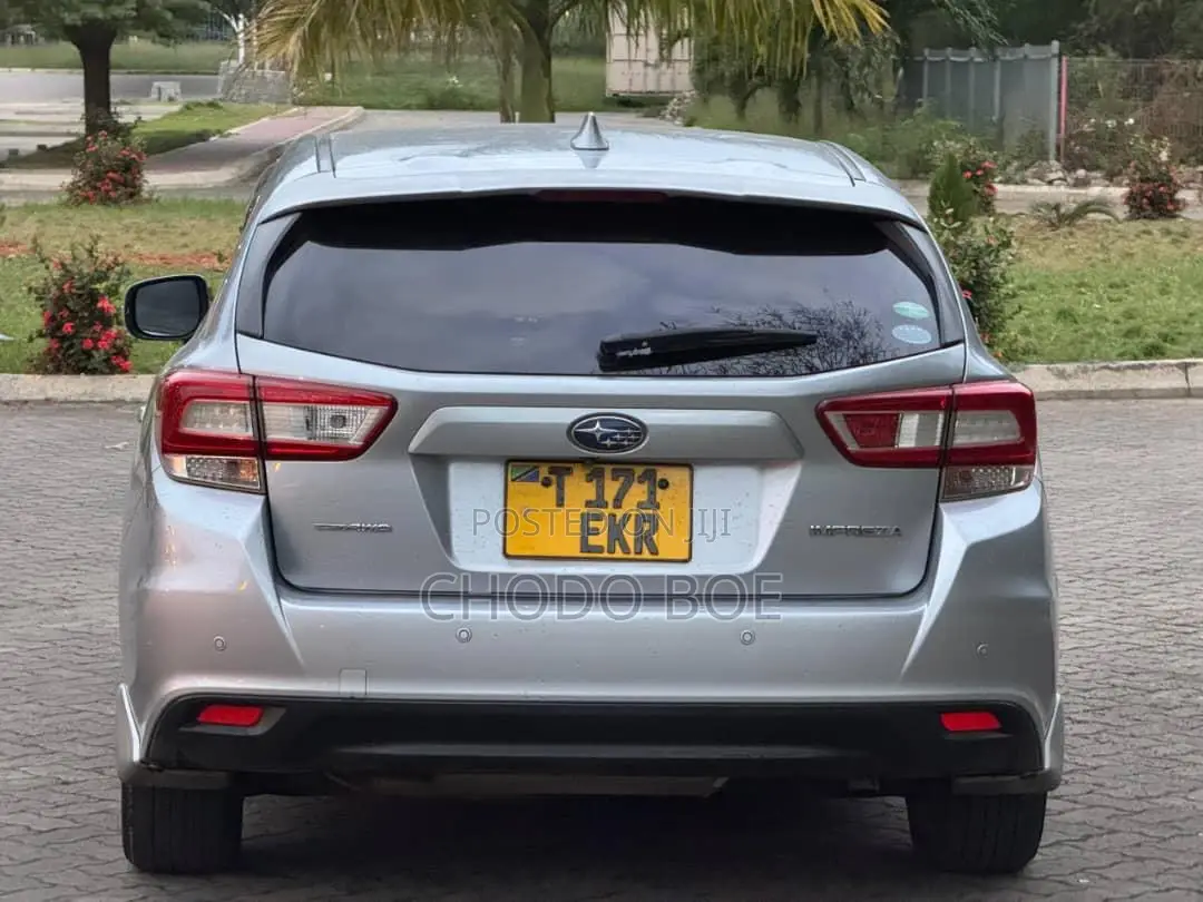 Subaru Impreza 2017 Silver