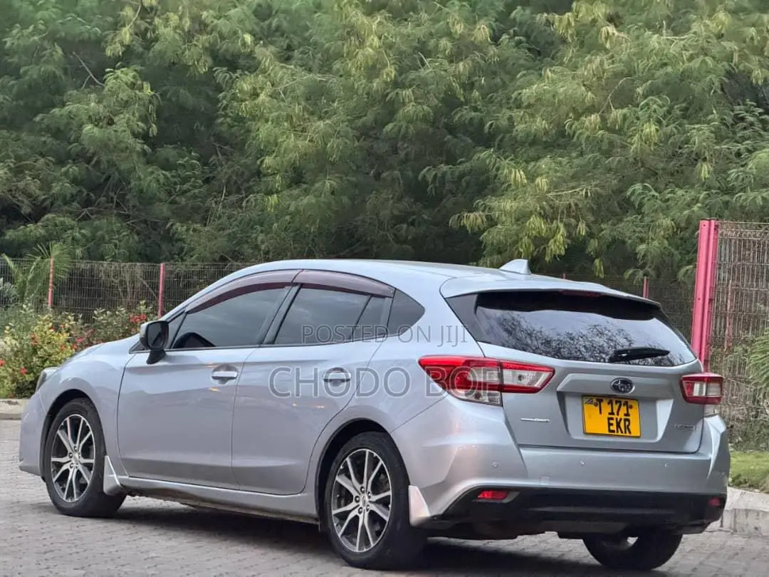 Subaru Impreza 2017 Silver