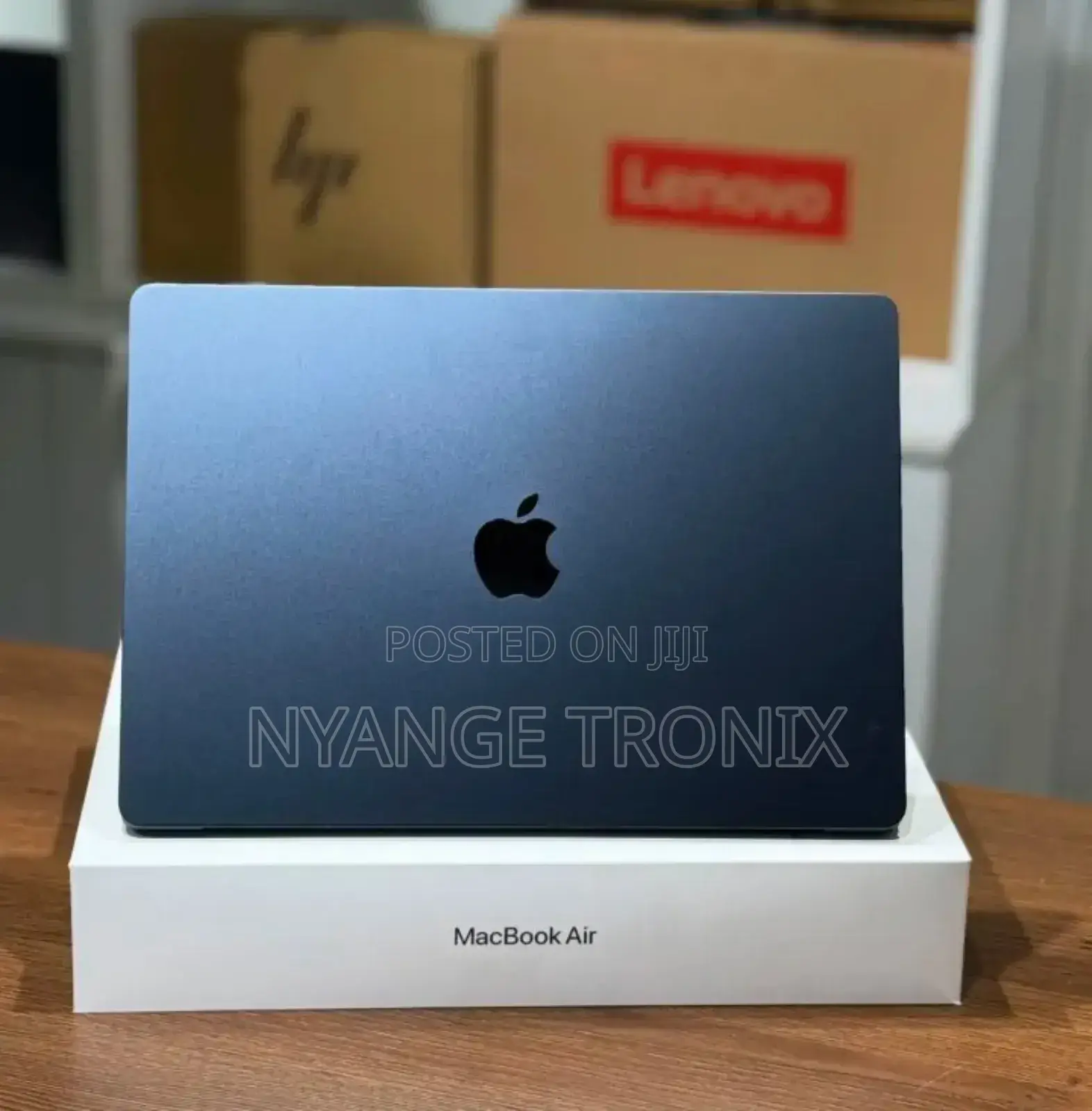 New Laptop Apple MacBook Air 2025 M4 13-Inch 16GB Apple M4 SSD 256GB