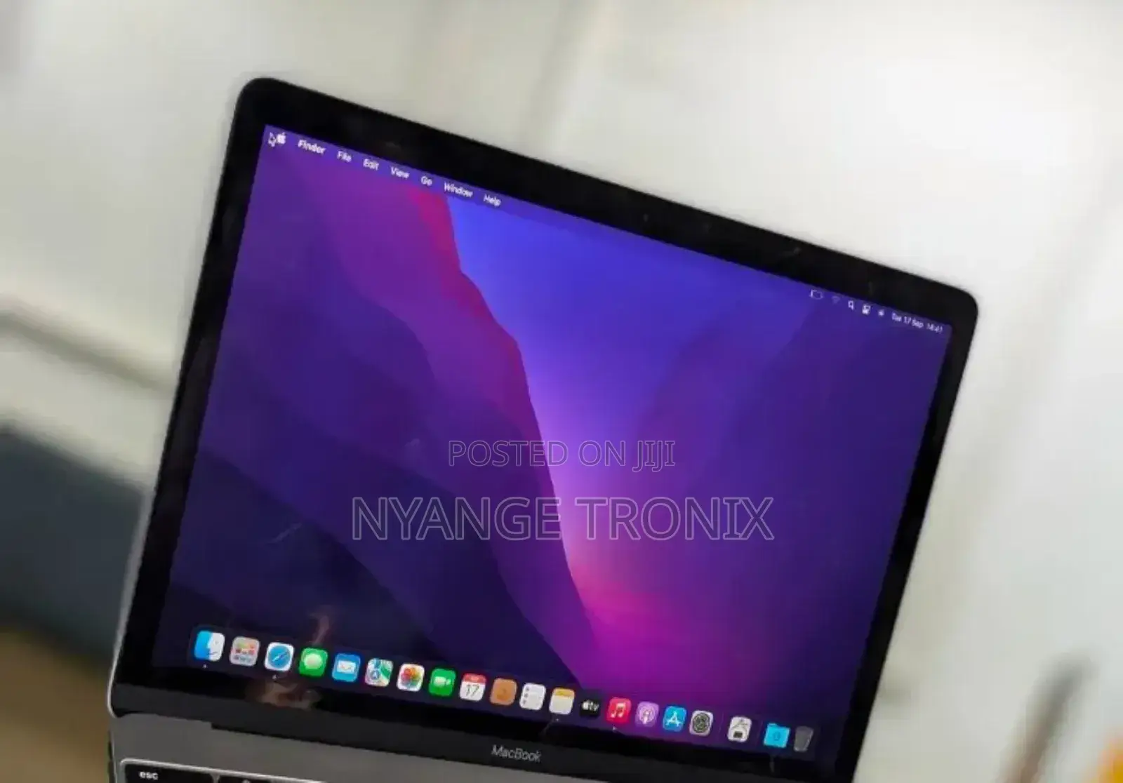 New Laptop Apple MacBook Air 2020 M1 8GB Apple M1 SSD 256GB