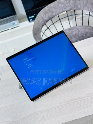 New Laptop Microsoft Surface Pro 9 16GB Intel Core I7 SSD 256GB