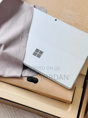 New Laptop Microsoft Surface Pro 9 16GB Intel Core I7 SSD 256GB