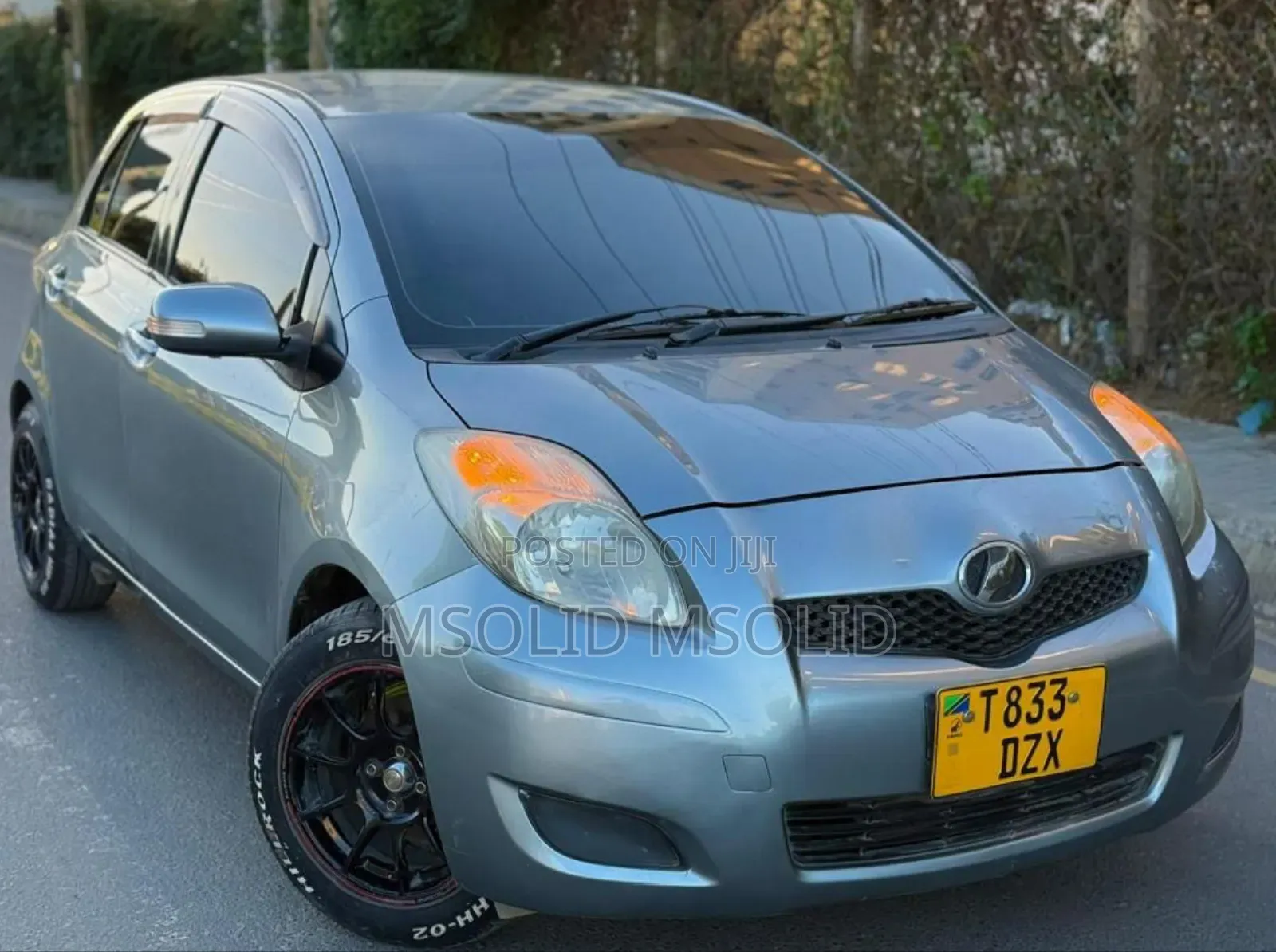 Toyota Vitz 2008 Silver