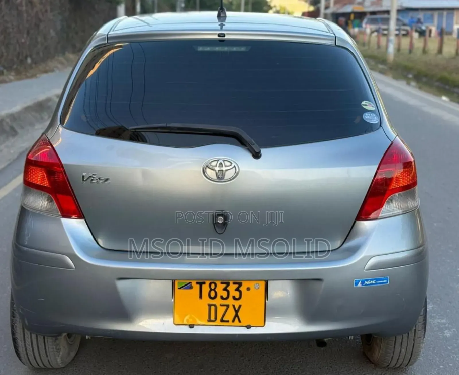 Toyota Vitz 2008 Silver