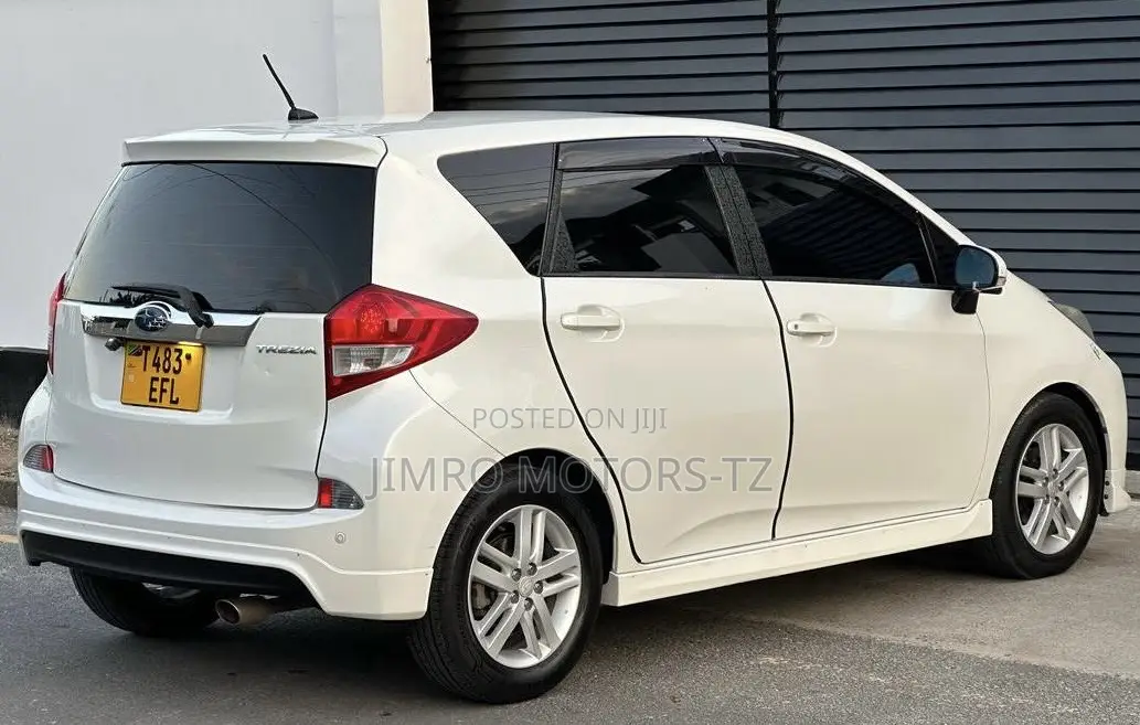 Subaru Trezia 2011 White