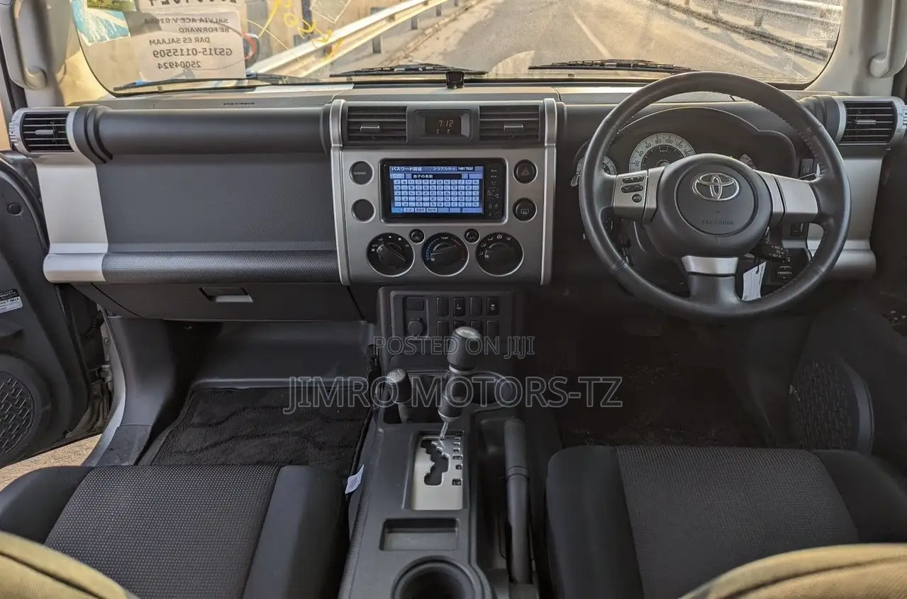 Toyota Land Cruiser 2011 Gray