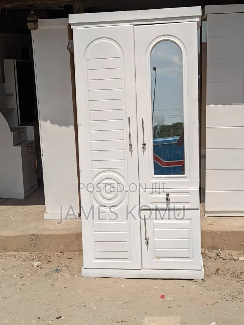 Kabati La Milango Miwil