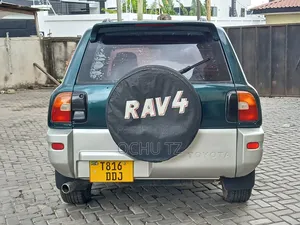 Toyota RAV4 1999 Green