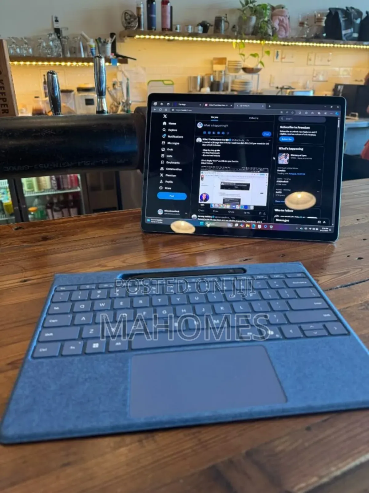 New Microsoft Surface Pro 11th Edition, a Copilot+ PC 16GB SSD 1T