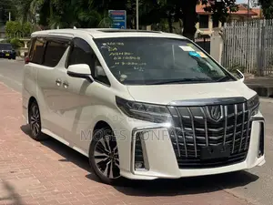 Photo - Toyota Alphard 2018 White