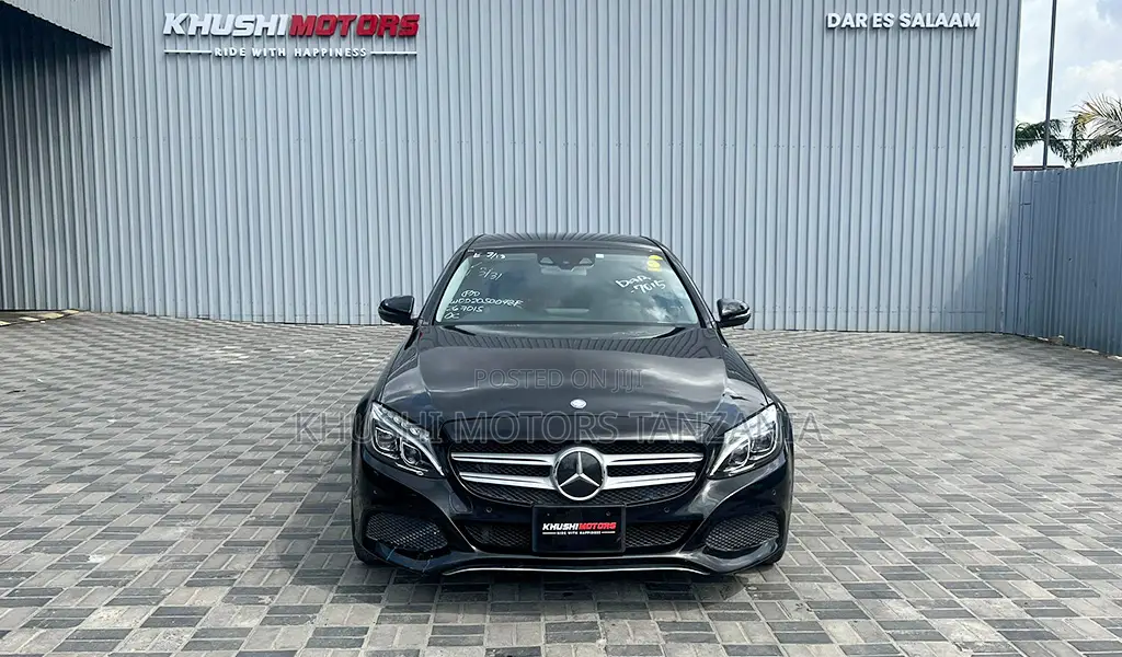 Mercedes-Benz C220 2015 Black