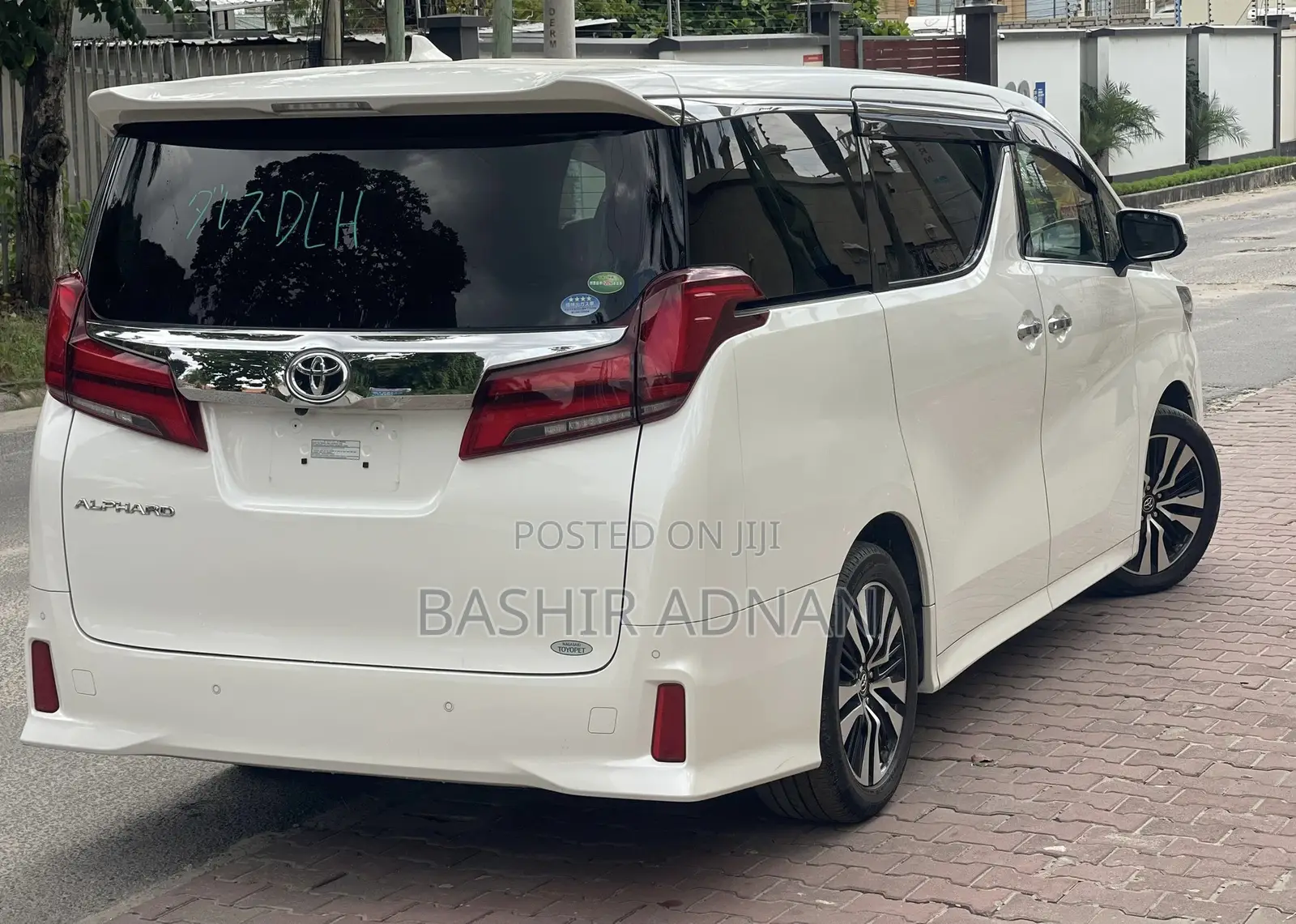 Toyota Alphard 2.5 Petrol FWD 2018 White