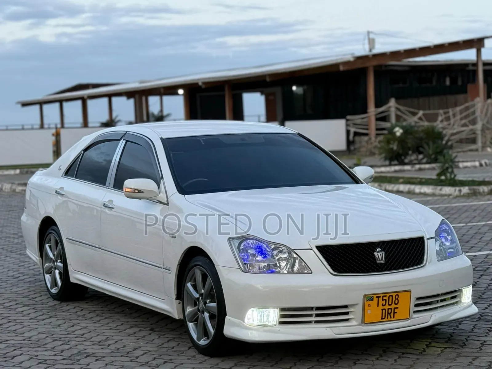 Toyota Crown 2007 White