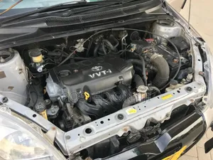 Toyota Vitz 2006 Gray
