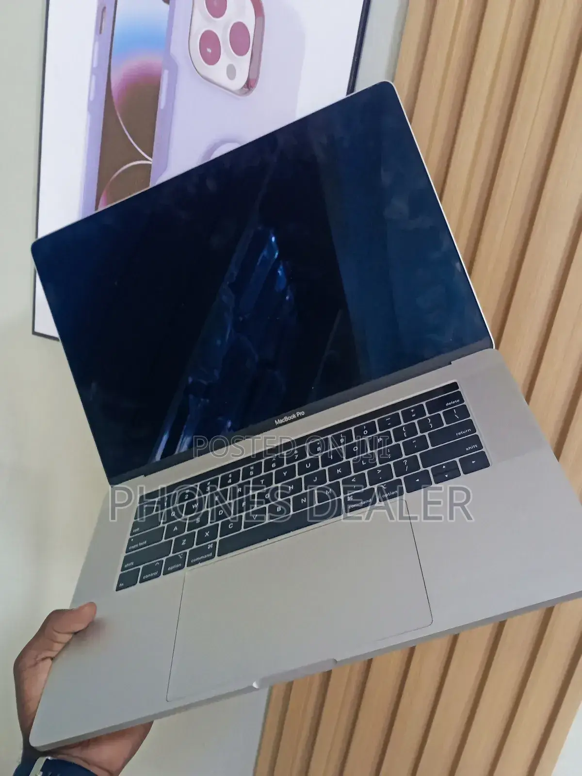 Laptop Apple MacBook Pro 2019 16GB Intel Core I9 SSD 512GB