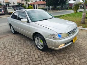 Toyota Carina 2000 Silver