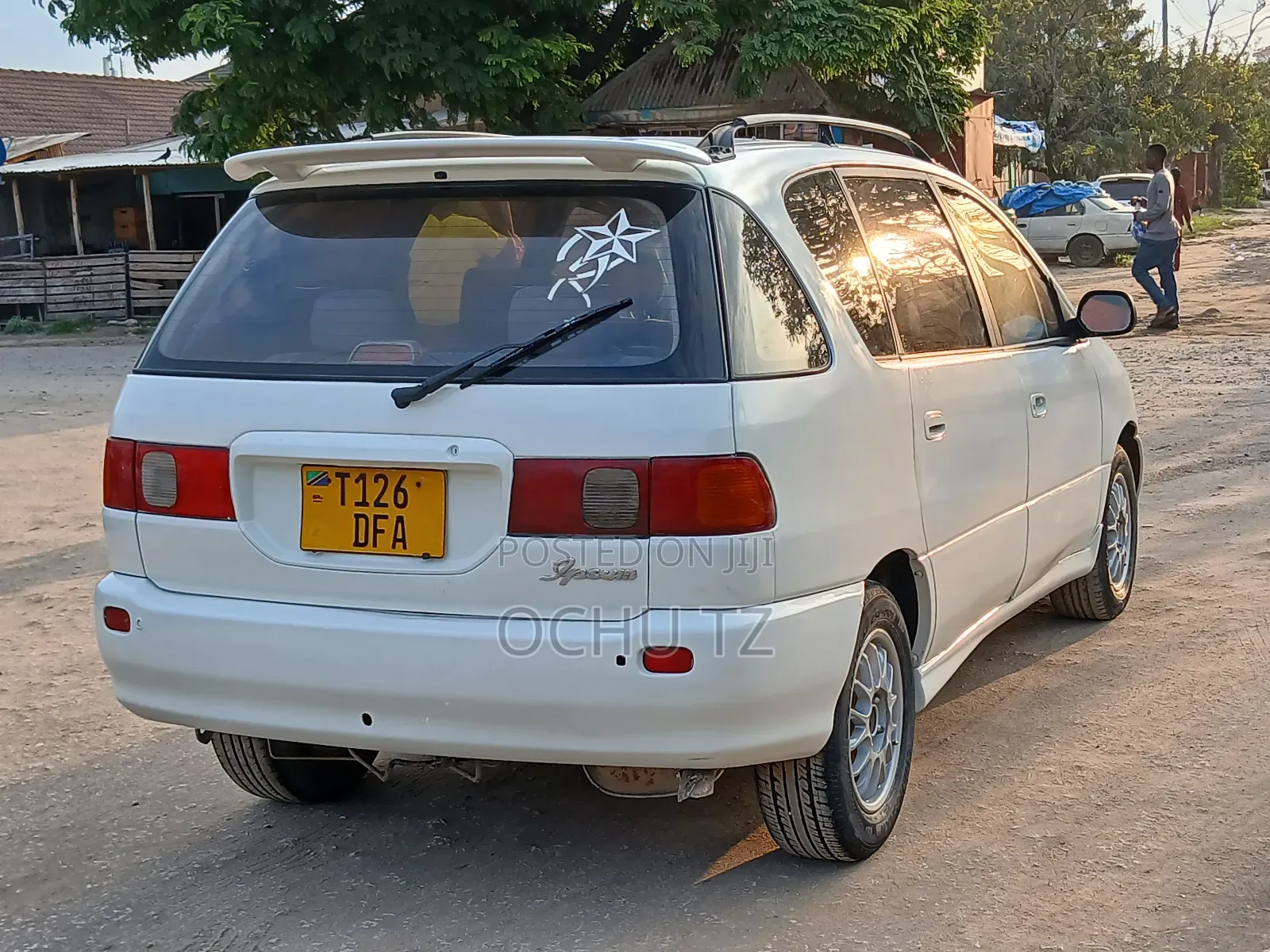 Toyota Ipsum 240i Limited 4WD 2002 White