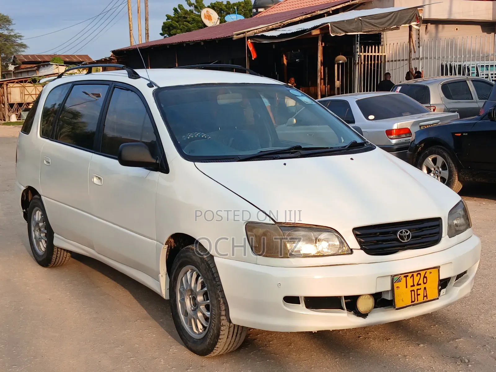 Toyota Ipsum 240i Limited 4WD 2002 White