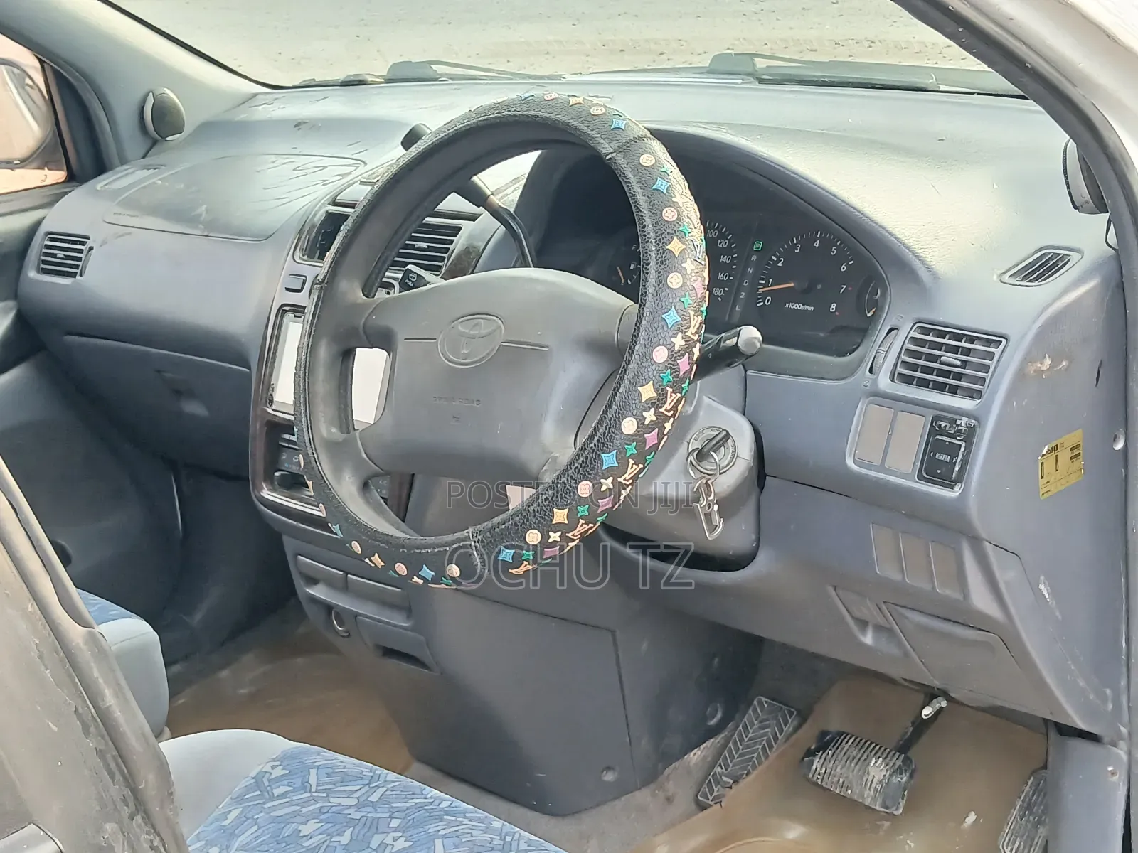 Toyota Ipsum 240i Limited 4WD 2002 White