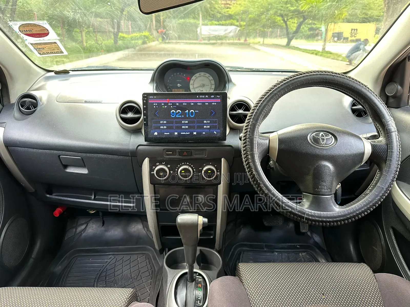 Toyota IST 2004 Silver