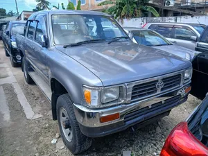 Toyota Hilux 2003