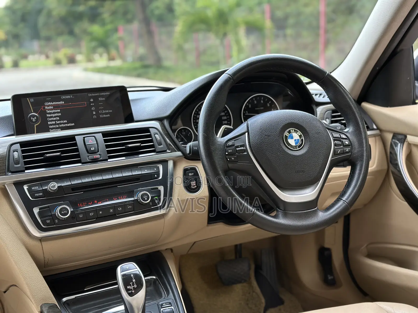 BMW 320i 2013 White