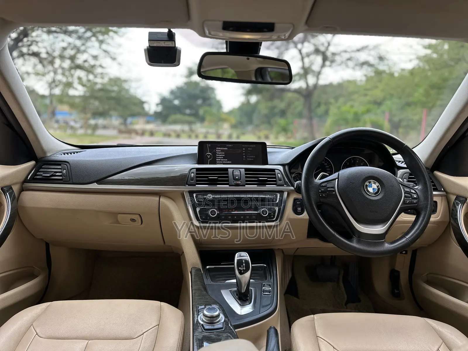 BMW 320i 2013 White