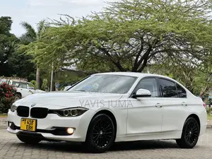 BMW 320i 2013 White
