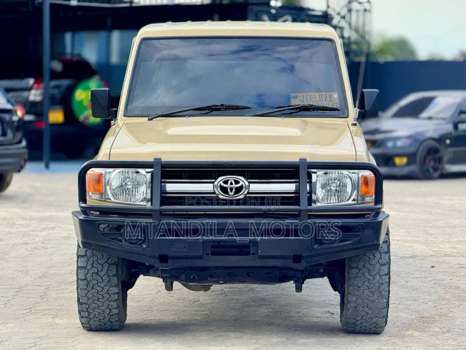 Toyota Land Cruiser 4.5 V8 TD STD 2010 Beige