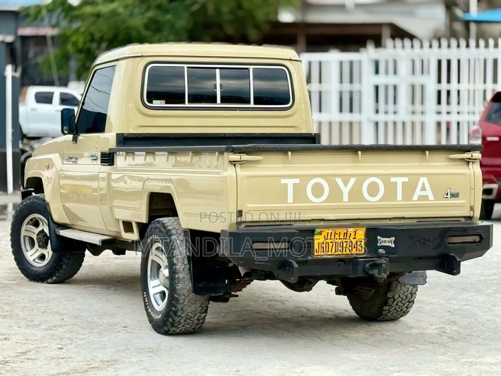 Toyota Land Cruiser 4.5 V8 TD STD 2010 Beige