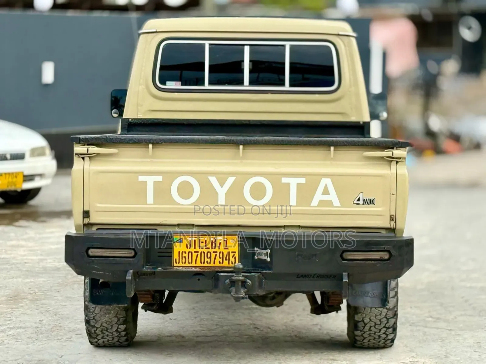 Toyota Land Cruiser 4.5 V8 TD STD 2010 Beige
