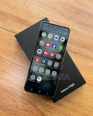 New Samsung Galaxy Z Flip 5 256 GB Black