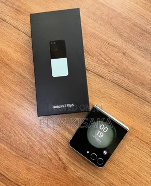 New Samsung Galaxy Z Flip5 256 GB Black
