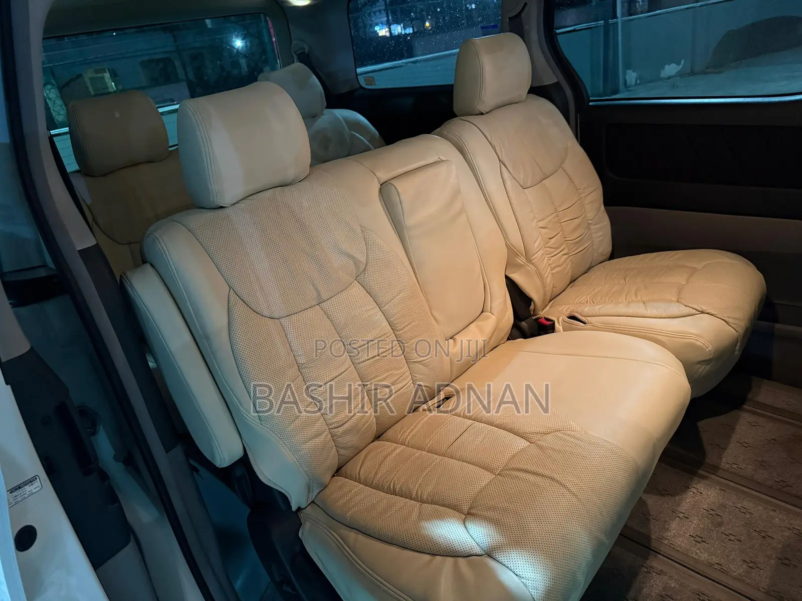 Toyota Alphard 2.4 Petrol FWD 2002 White