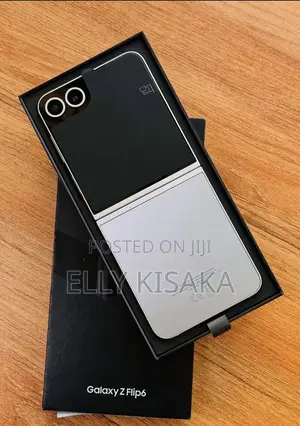 New Samsung Galaxy Z Flip6 256 GB Black
