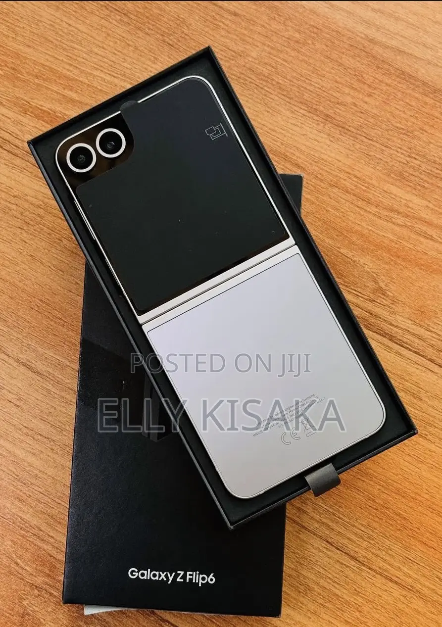 New Samsung Galaxy Z Flip6 256 GB Black