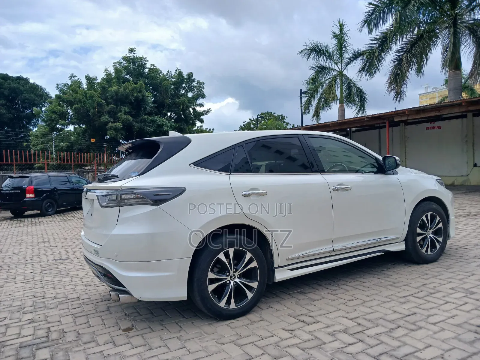 Toyota Harrier 2016 White