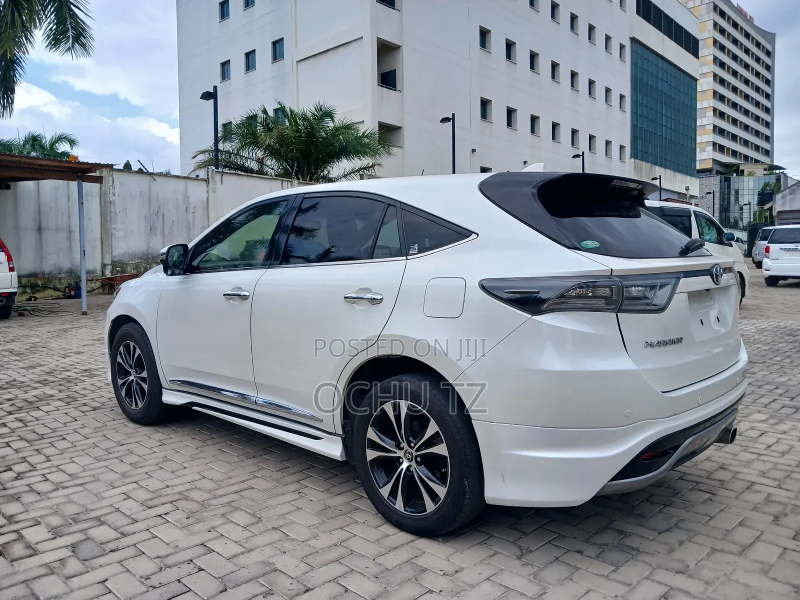 Toyota Harrier 2016 White