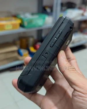 New Cat S22 Flip 16 GB Black