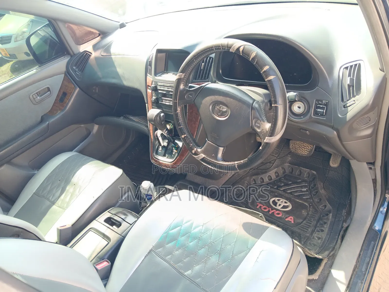 Toyota Harrier 2004 Blue