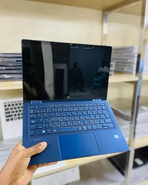 Laptop HP Dragonfly G3 8GB Intel Core I5 SSD 256GB