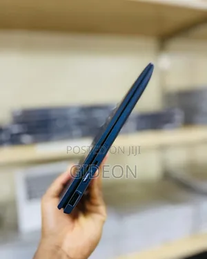 Laptop HP Dragonfly G3 8GB Intel Core I5 SSD 256GB