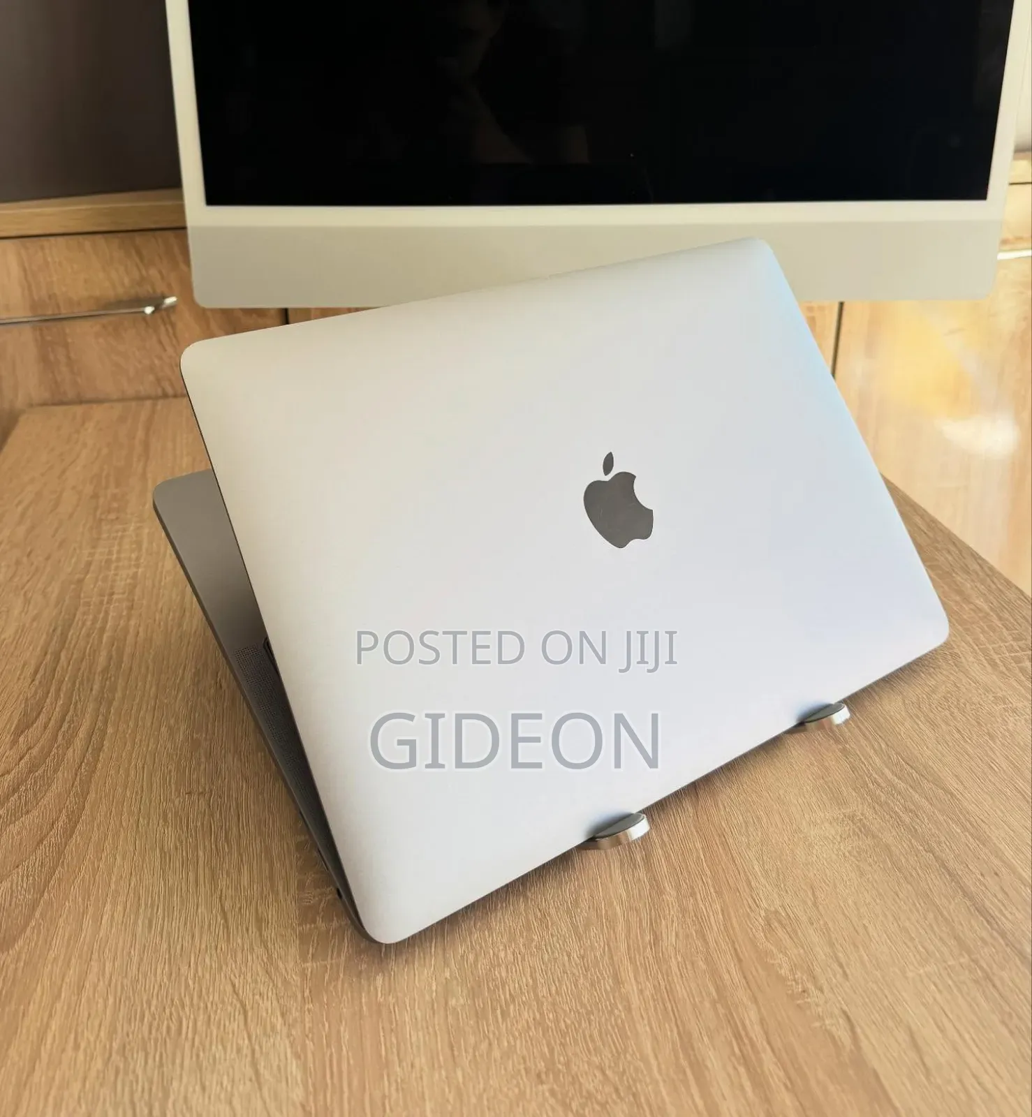 Laptop Apple MacBook Pro 2018 16GB Intel Core I7 SSD 256GB