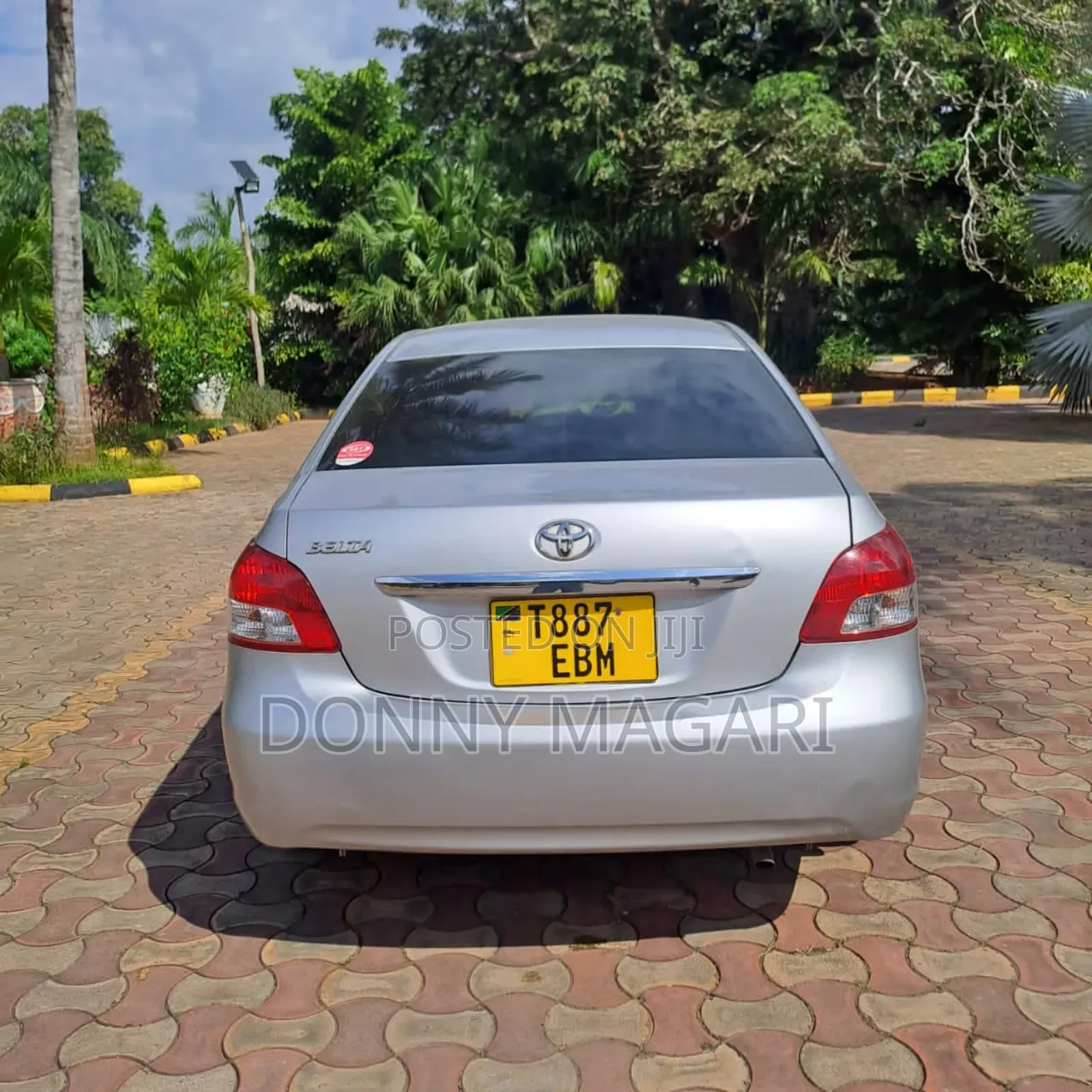 Toyota Belta 2007 Silver
