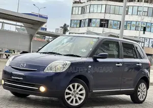 Mazda Verisa 2008 Blue