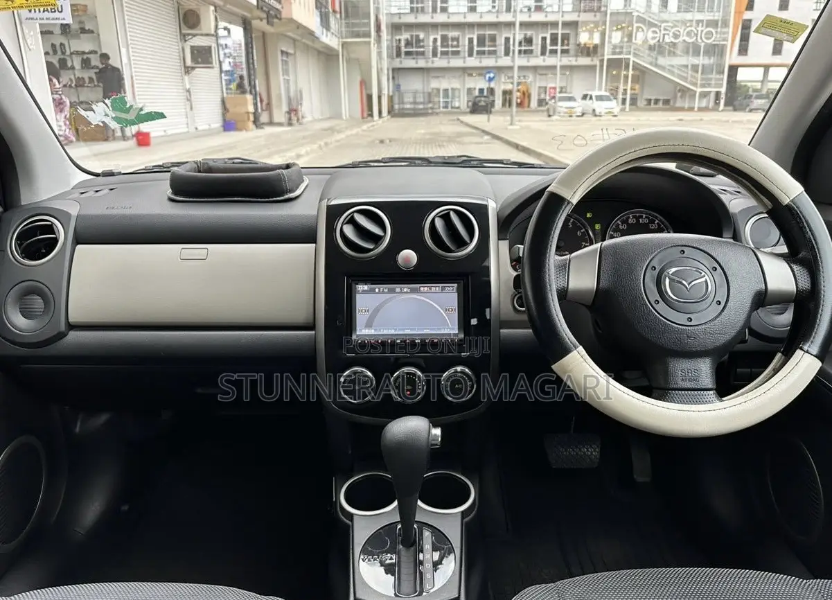 Mazda Verisa 2008 Blue